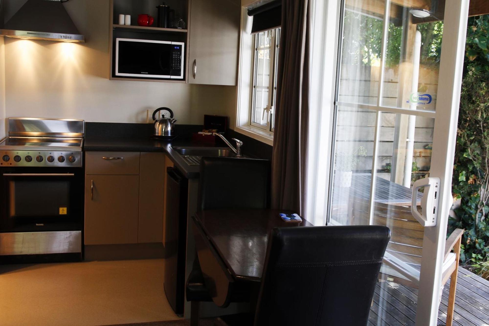 Cranford And 4* Christchurch